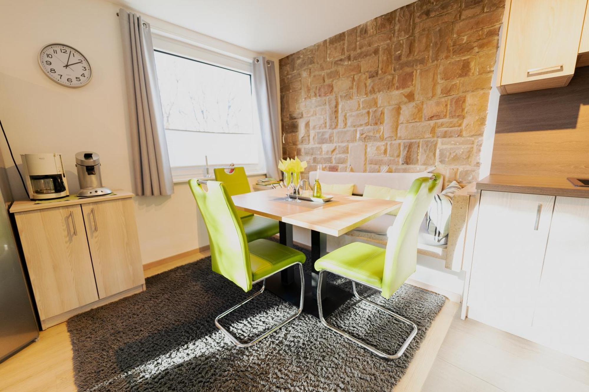 Ferienhaus Schoene Aussicht Ferienwohnung Gruen Hemfurth-Edersee Exteriör bild